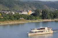 Hotelansicht vom Rhein